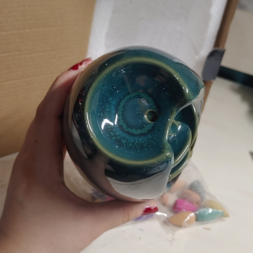 Teal Incense Waterfall - Picture 5 of 5